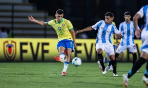 Brasil perde para a Argentina na estreia do Sul-Americano sub-20